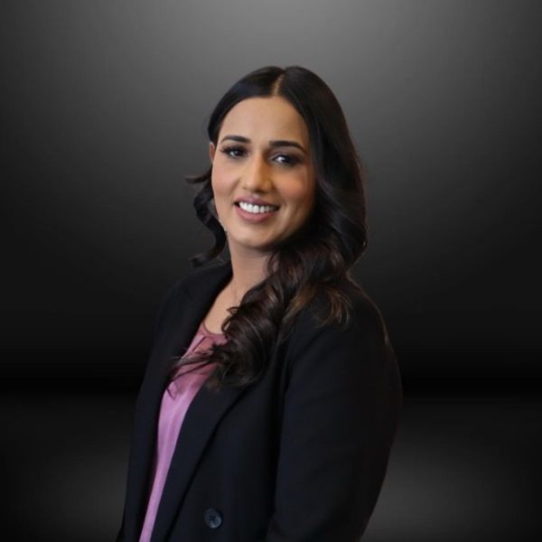 Prabhjot Kaur, Associate